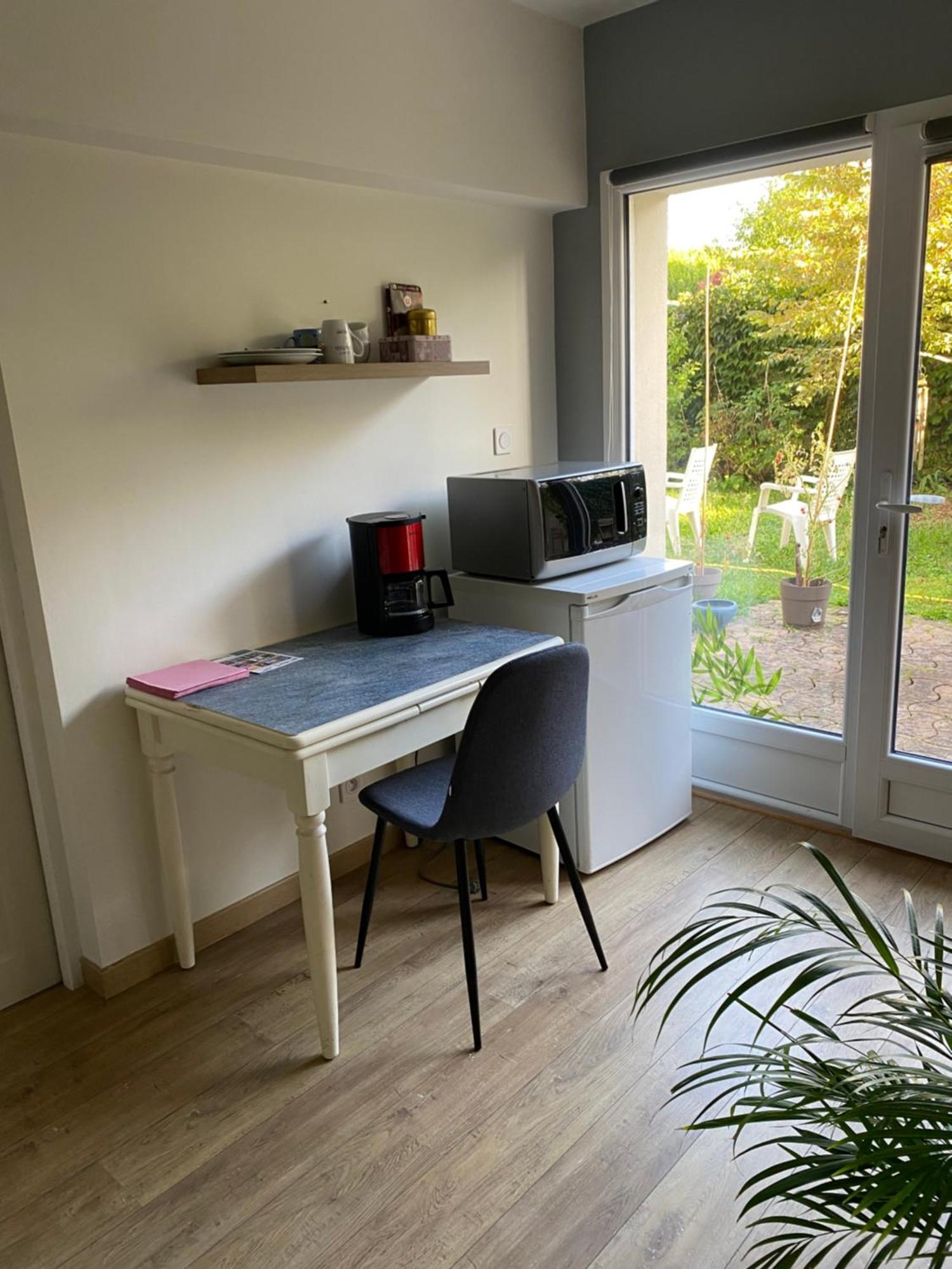 Chambre En Duplex, Entree Autonome, Sdb Privative Taverny Kültér fotó